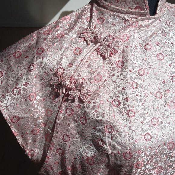 Handcrafted two-tone pink floral satin Sheen dress - Picture 7 of 13